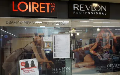 LOIRET STYL Salon fryzjerski z solarium